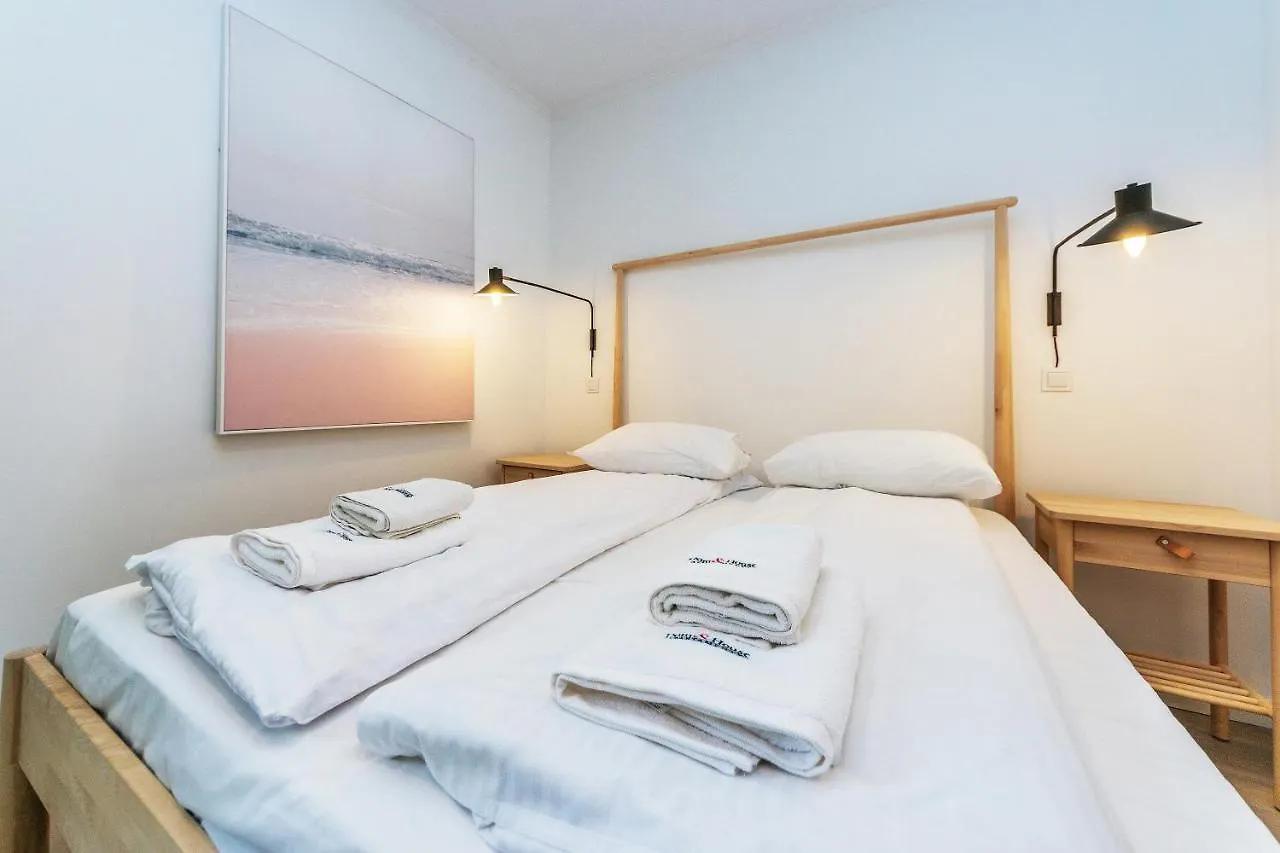 Dom & House - Apartments Haffnera 8 Sopot 0*,  Poland